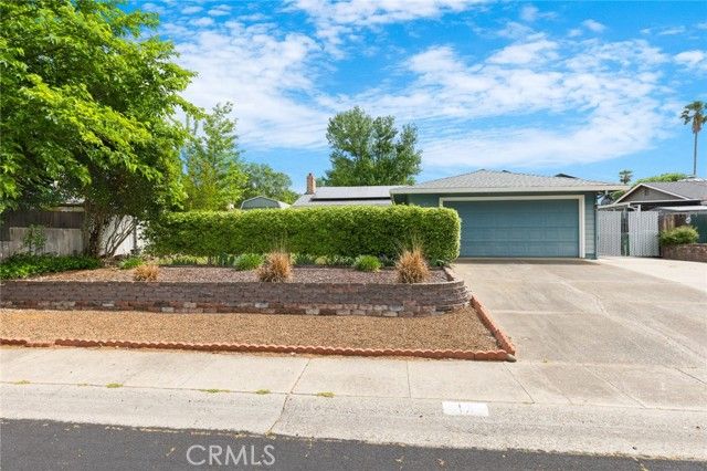 17 Tioga Way, Chico, CA 95928