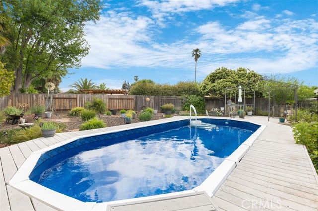 17 Tioga Way, Chico, CA 95928