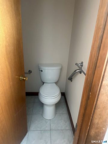 100 Misty Meadow Lane 100, South Windsor, CT 06074