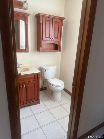 100 Misty Meadow Lane 100, South Windsor, CT 06074