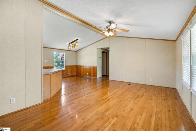 106 Unity Church Road, Starr, SC 29684