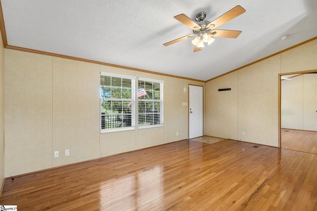 106 Unity Church Road, Starr, SC 29684