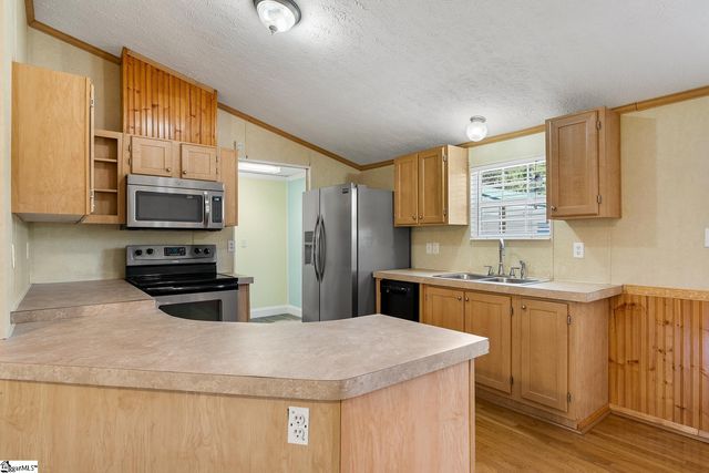 106 Unity Church Road, Starr, SC 29684