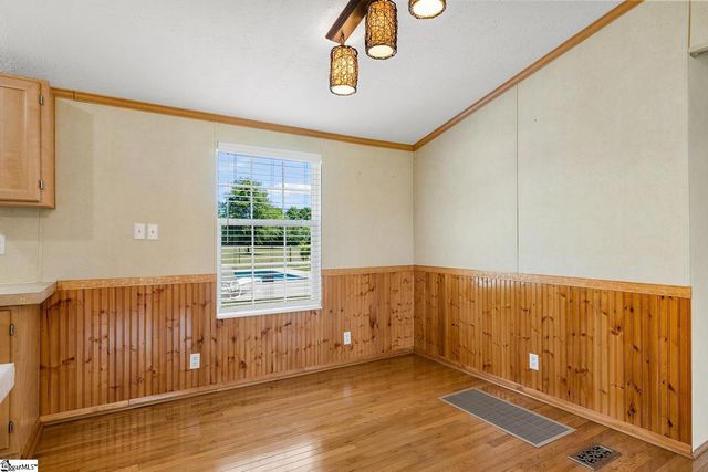 106 Unity Church Road, Starr, SC 29684