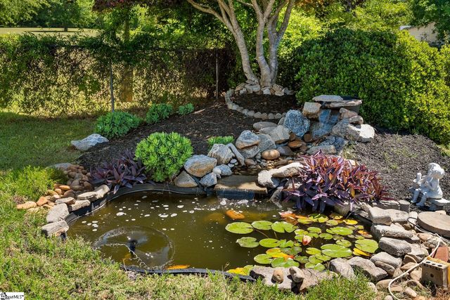 106 Unity Church Road, Starr, SC 29684