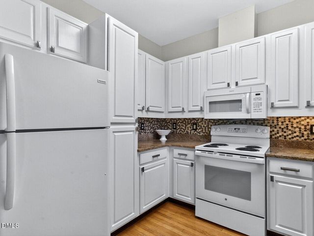 1700 Tiffany Bay Court 304, Raleigh, NC 27609