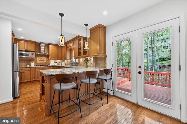 1626 MONTMORENCY DR, Vienna, VA 22182