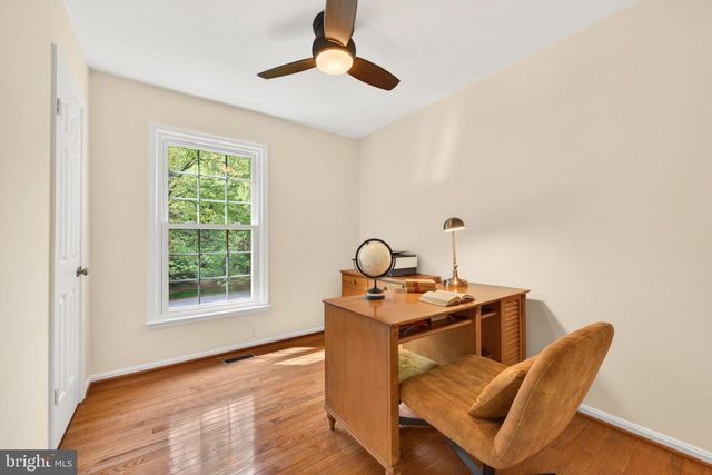 1626 MONTMORENCY DR, Vienna, VA 22182