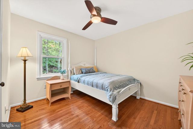 1626 MONTMORENCY DR, Vienna, VA 22182