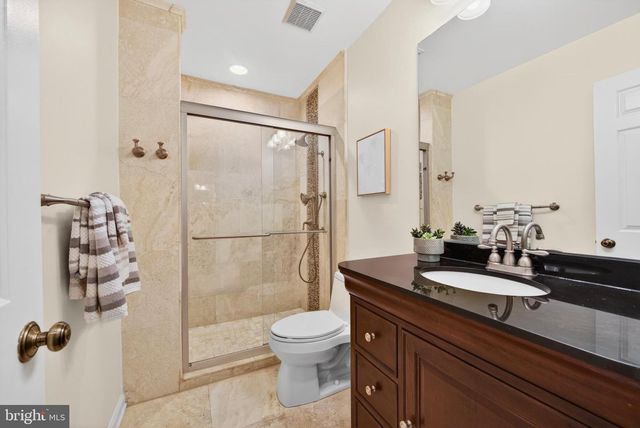 1626 MONTMORENCY DR, Vienna, VA 22182