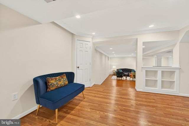 1626 MONTMORENCY DR, Vienna, VA 22182