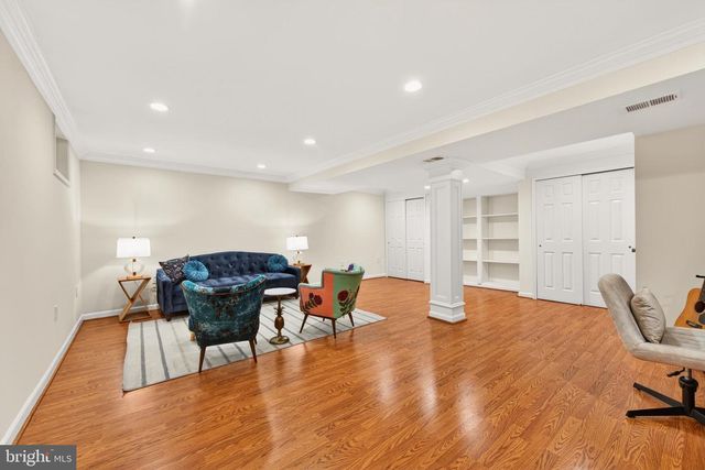1626 MONTMORENCY DR, Vienna, VA 22182