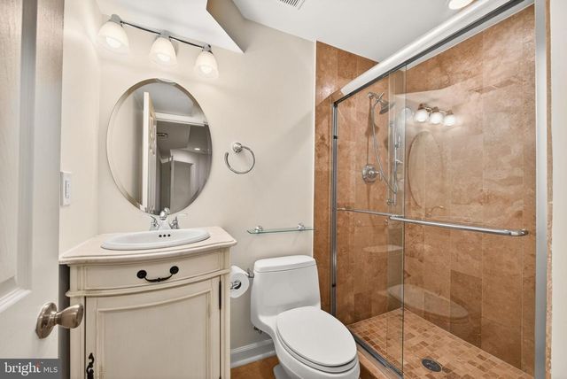 1626 MONTMORENCY DR, Vienna, VA 22182