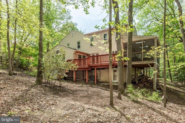 1626 MONTMORENCY DR, Vienna, VA 22182