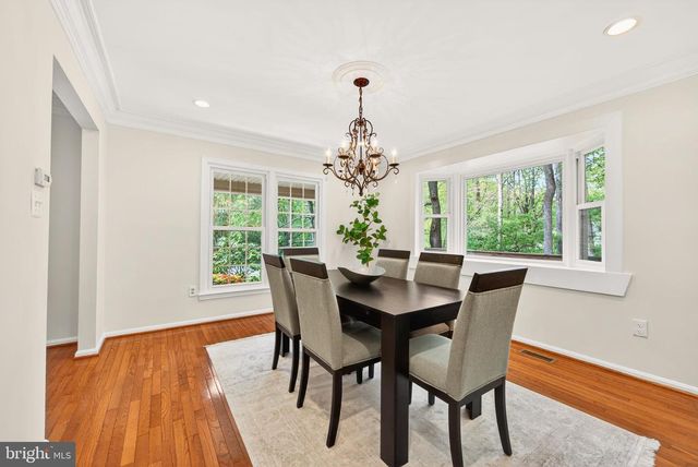 1626 MONTMORENCY DR, Vienna, VA 22182