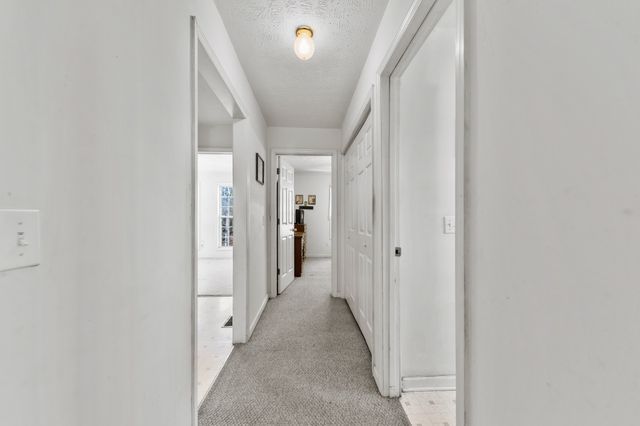 3117 Country Side Dr, Centerville, TN 37033