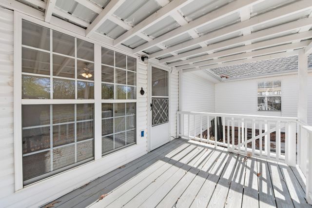 3117 Country Side Dr, Centerville, TN 37033