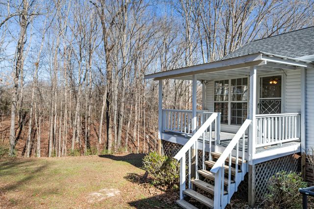 3117 Country Side Dr, Centerville, TN 37033