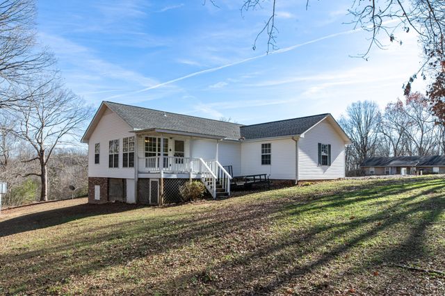 3117 Country Side Dr, Centerville, TN 37033