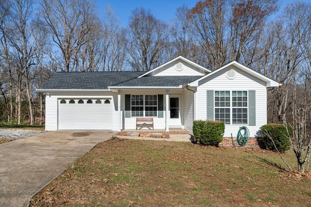 3117 Country Side Dr, Centerville, TN 37033