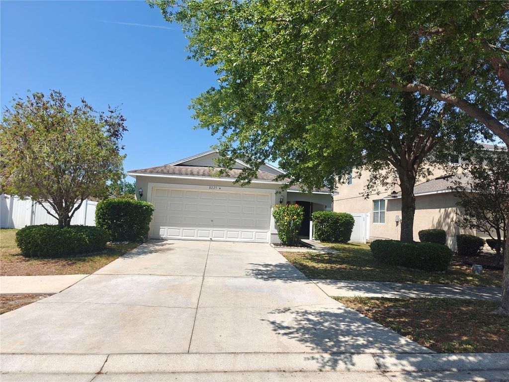 8225 SUMMER WOOD LANE, Riverview, FL 33578