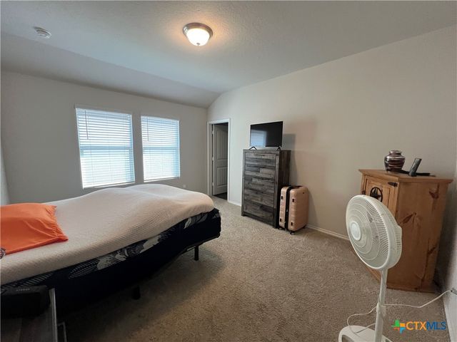 809 Margay Loop, Seguin, TX 78155