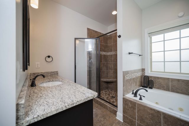 1130 Spring Creek Dr, Murfreesboro, TN 37129