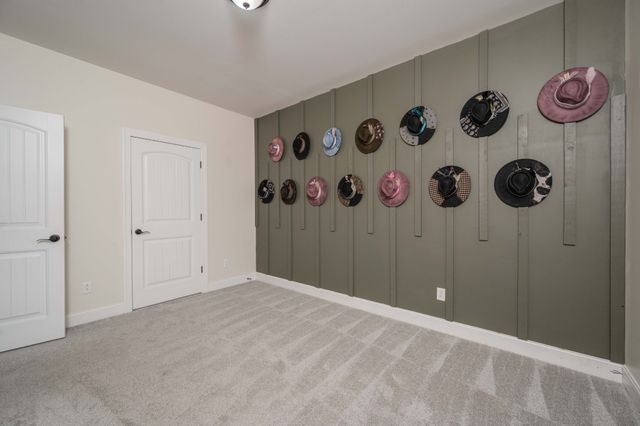 1130 Spring Creek Dr, Murfreesboro, TN 37129