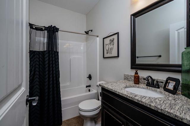 1130 Spring Creek Dr, Murfreesboro, TN 37129