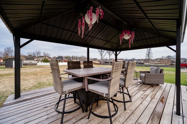 1130 Spring Creek Dr, Murfreesboro, TN 37129