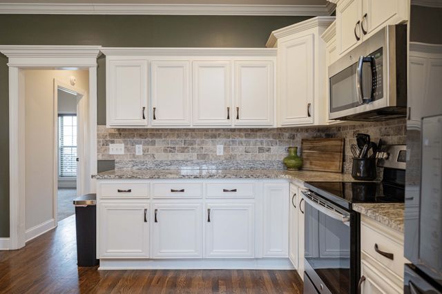 1130 Spring Creek Dr, Murfreesboro, TN 37129