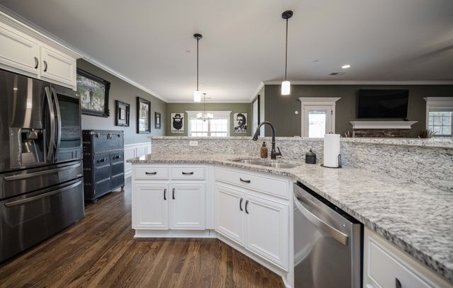 1130 Spring Creek Dr, Murfreesboro, TN 37129