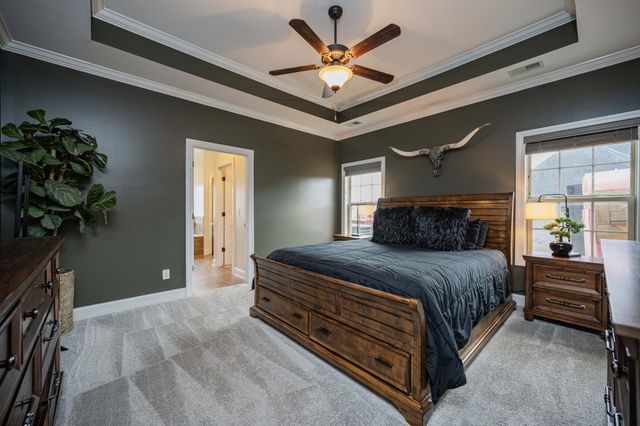 1130 Spring Creek Dr, Murfreesboro, TN 37129