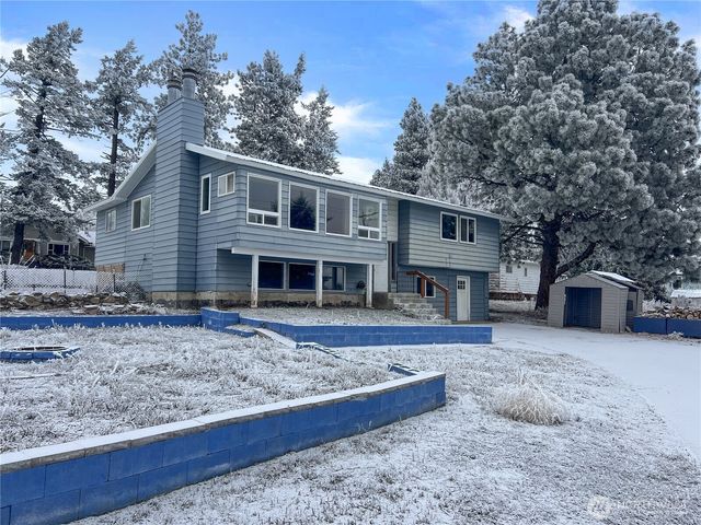 416 W Ash Street, Waterville, WA 98858