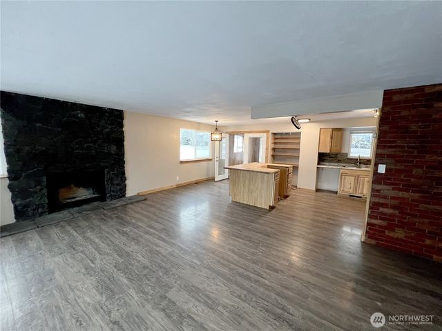 416 W Ash Street, Waterville, WA 98858