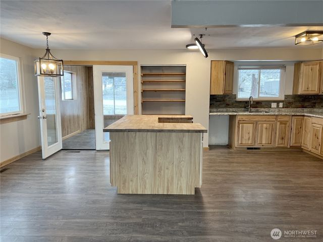 416 W Ash Street, Waterville, WA 98858