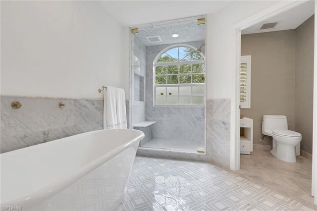 8440 Abbington CIR D22, Naples, FL 34108