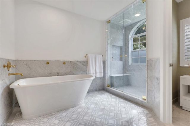 8440 Abbington CIR D22, Naples, FL 34108