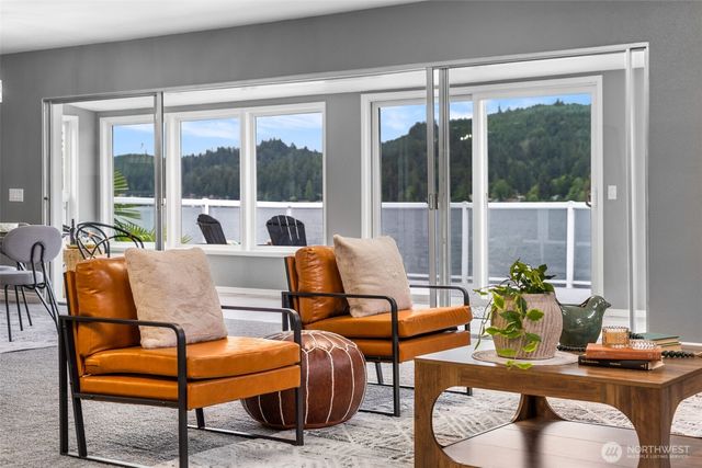 1033 Summit Lake Circle NW, Olympia, WA 98502
