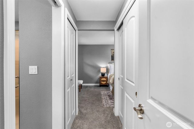 1033 Summit Lake Circle NW, Olympia, WA 98502