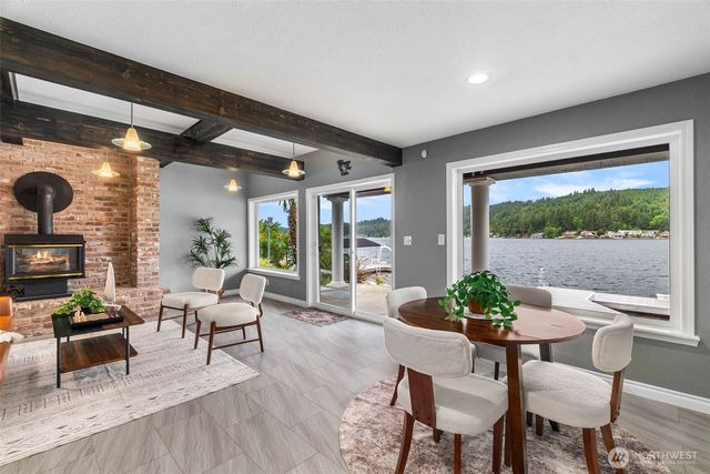 1033 Summit Lake Circle NW, Olympia, WA 98502