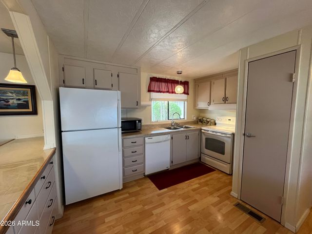 11596 W SIERRA DAWN Boulevard 350, Surprise, AZ 85378