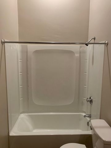 149 Washington St 1, Haverhill, MA 01832