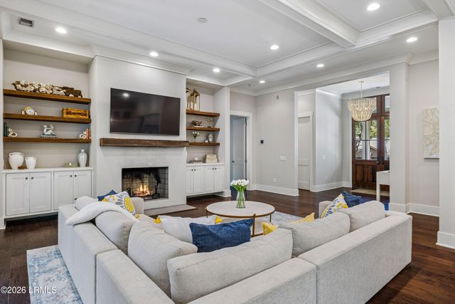 38 Governors Lane, Hilton Head Island, SC 29928