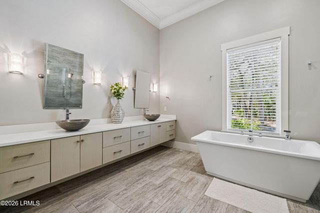 38 Governors Lane, Hilton Head Island, SC 29928