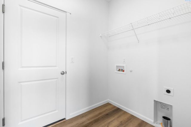 402 Amberly Ave, Grandview, WA 98930