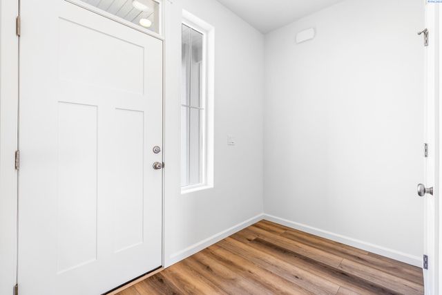 402 Amberly Ave, Grandview, WA 98930