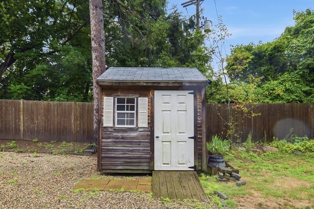 134 Federal St, Weymouth, MA 02188