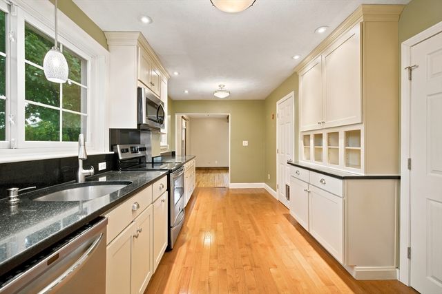 134 Federal St, Weymouth, MA 02188