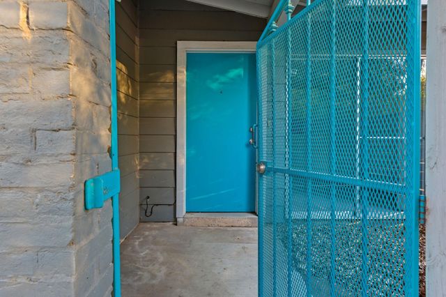 1907 Fairlawn LN 1, Austin, TX 78704